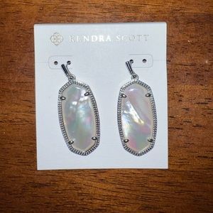 Kendra Scott Elle Earrings